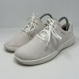 KIZIK Athens Hands Free Slip On Shoes Women's Size 9 Sneakers Off- White